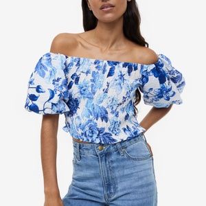 NWT H&M Smocked Off The Shoulder Blue and White Romantic Floral Crop Top